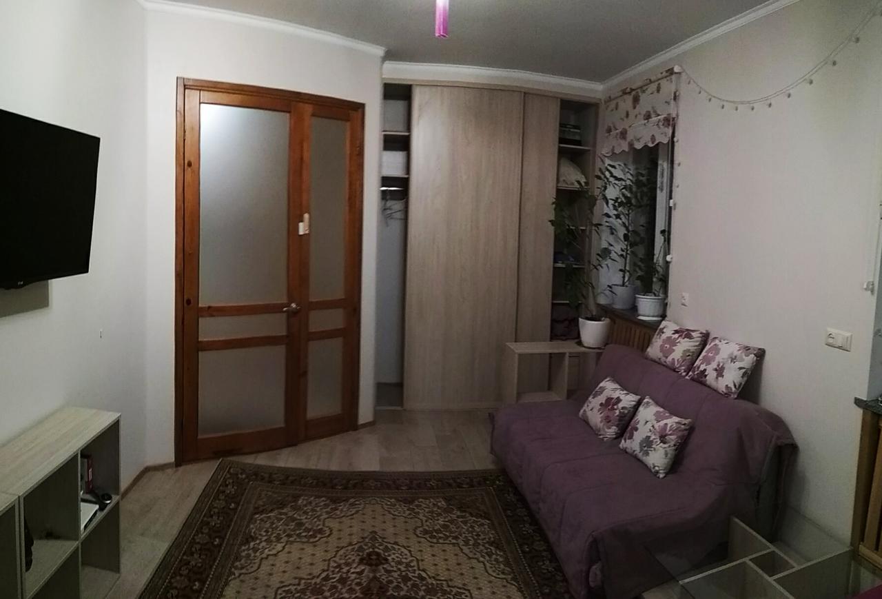 Guest House Dacha Kyiv Exterior photo