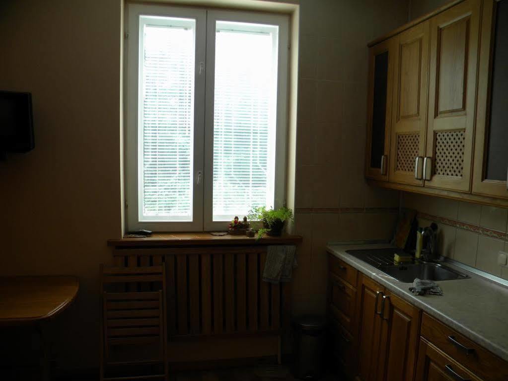 Guest House Dacha Kyiv Exterior photo